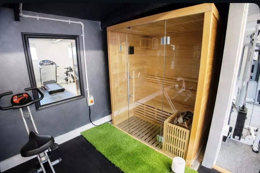 Gym & Sauna